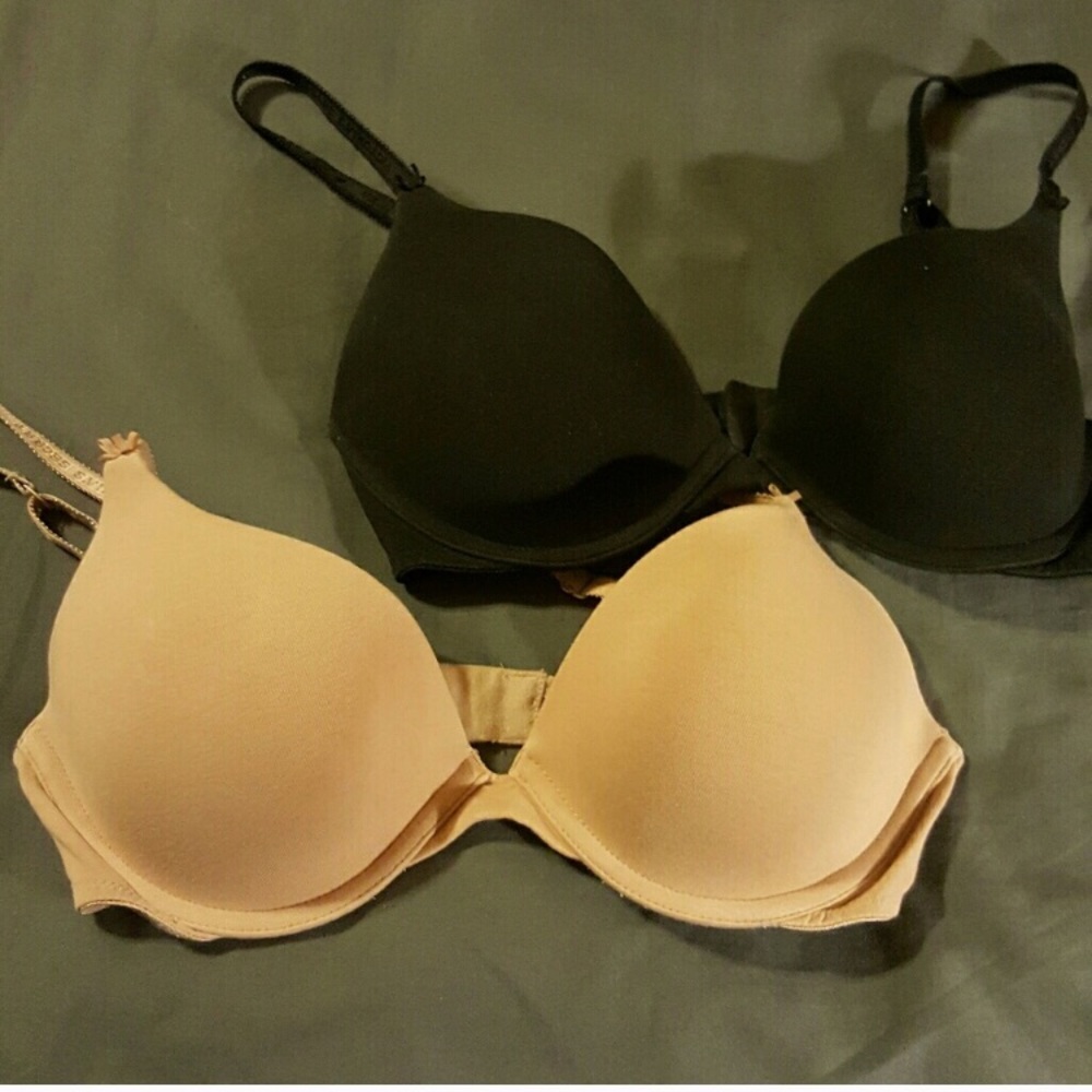 2 Victoria Secret Push-up